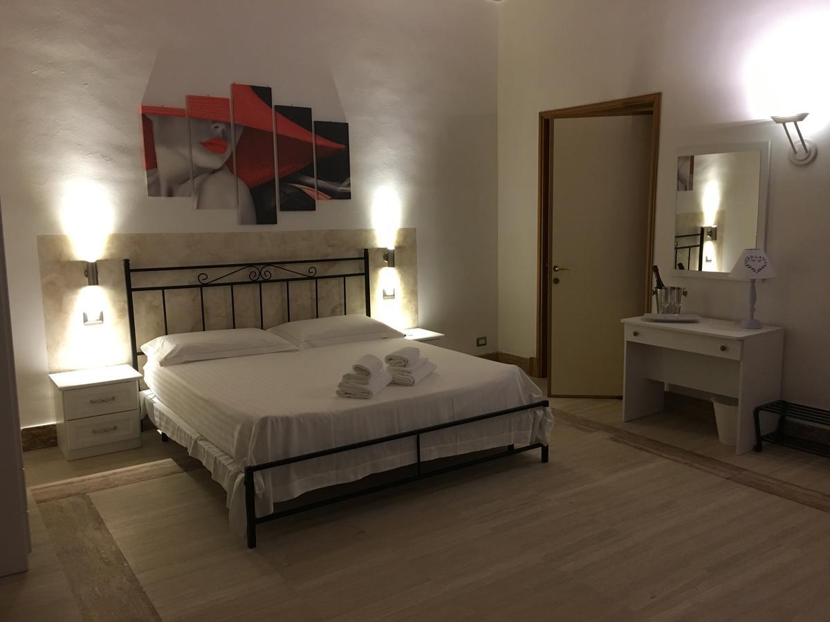 كاتانيا B&B Liberty 900 المظهر الخارجي الصورة